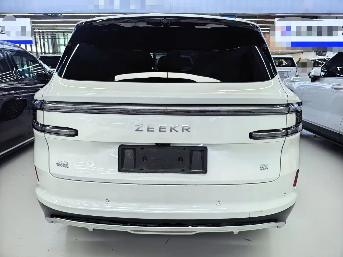 ZEEKR 8X 2026