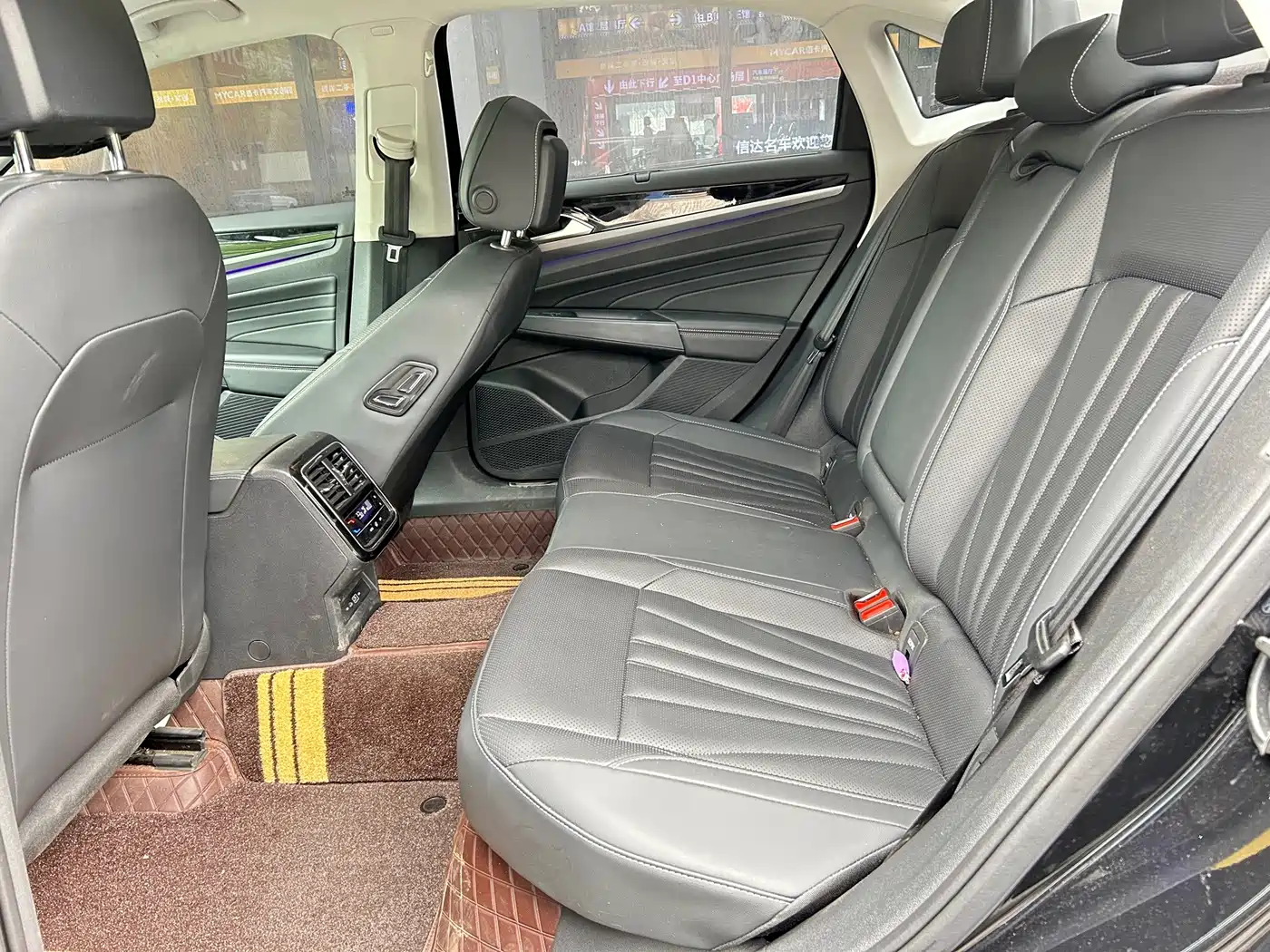 Volkswagen Passat 2025 2025 Outstanding 380TSI Dragon Glory Edition