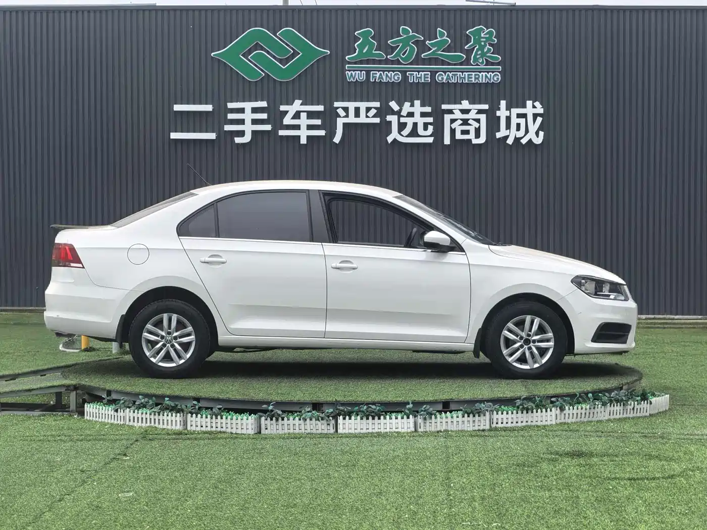 Volkswagen Santana 2018 1.5L Manual Trend Edition фото 5
