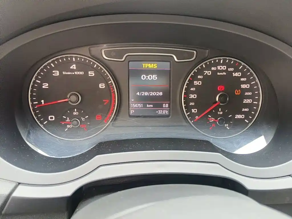 Фото 4 - Audi Q3
