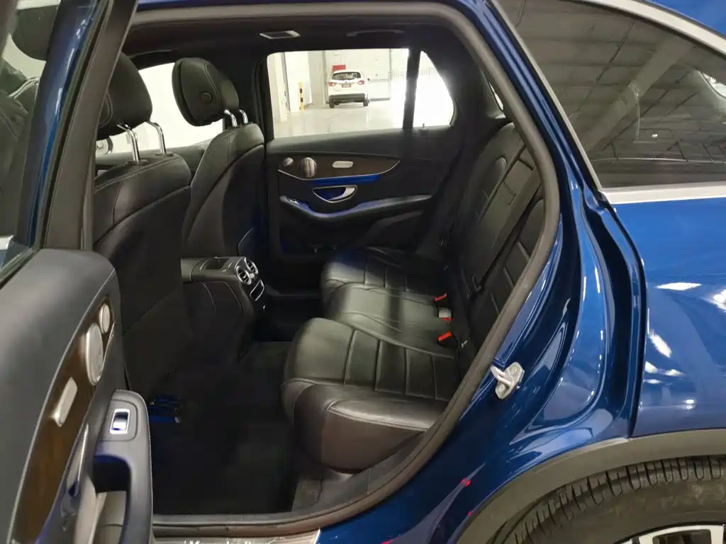 Фото 15 - Mercedes-Benz GLC