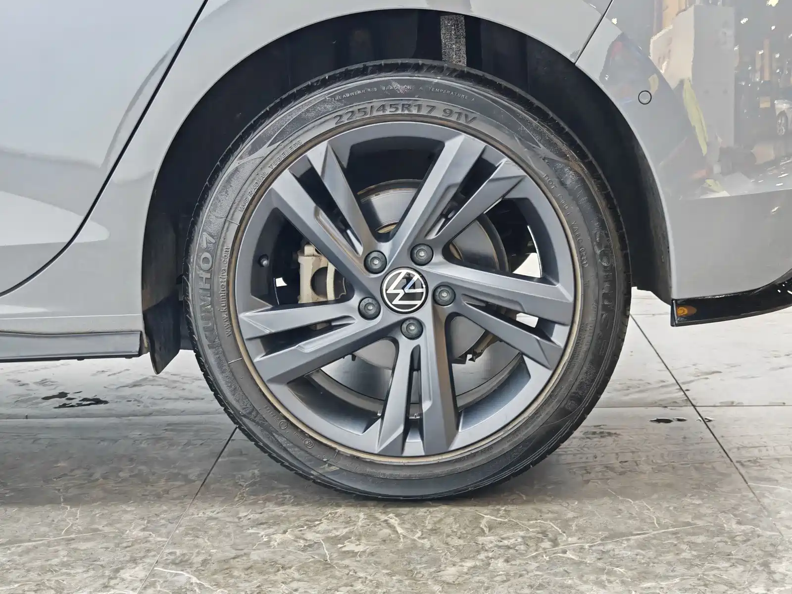 Фото 9 - Volkswagen Golf