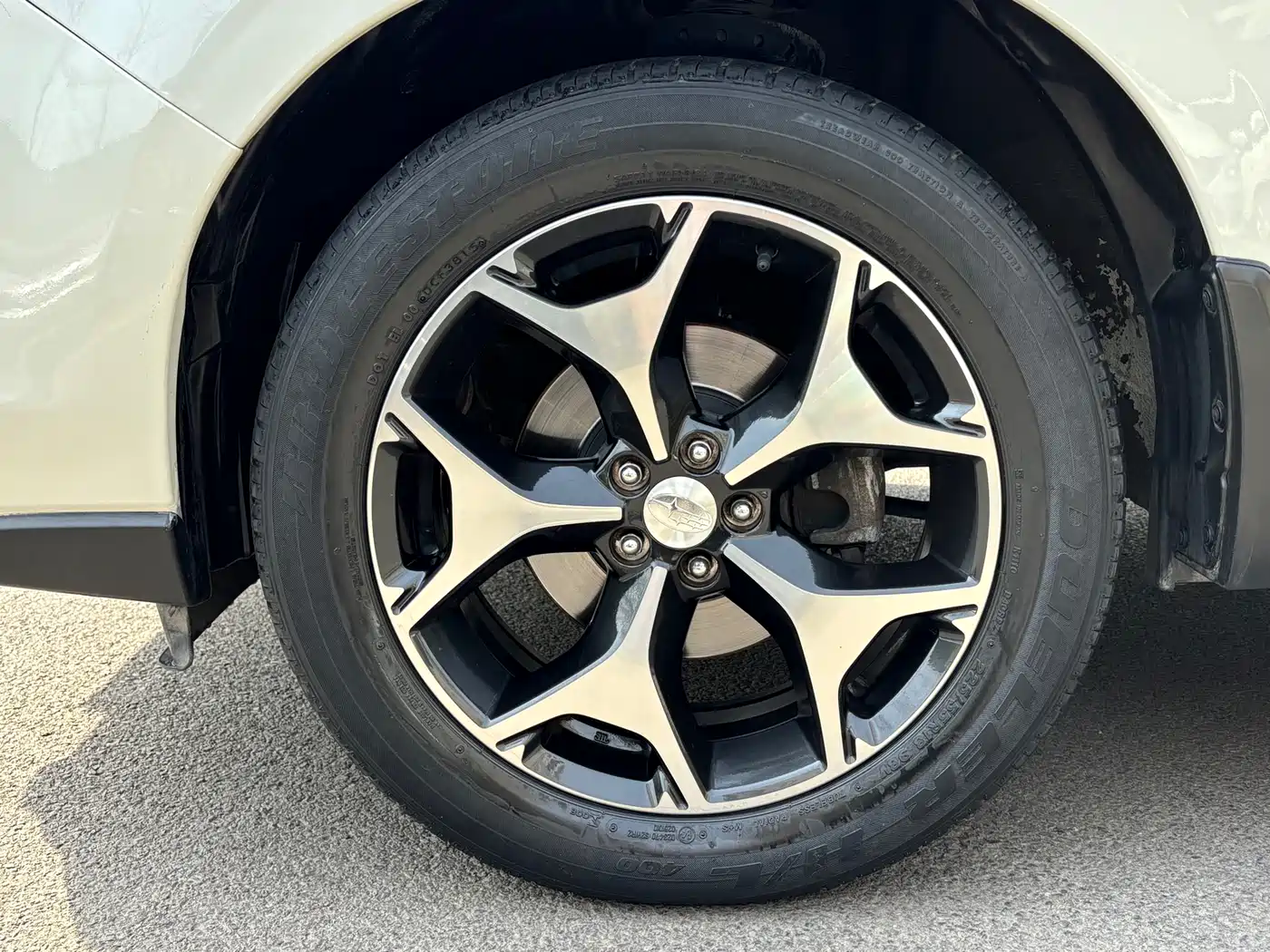 Subaru Forester 2015 2.0i Special Commemorative Edition фото 19