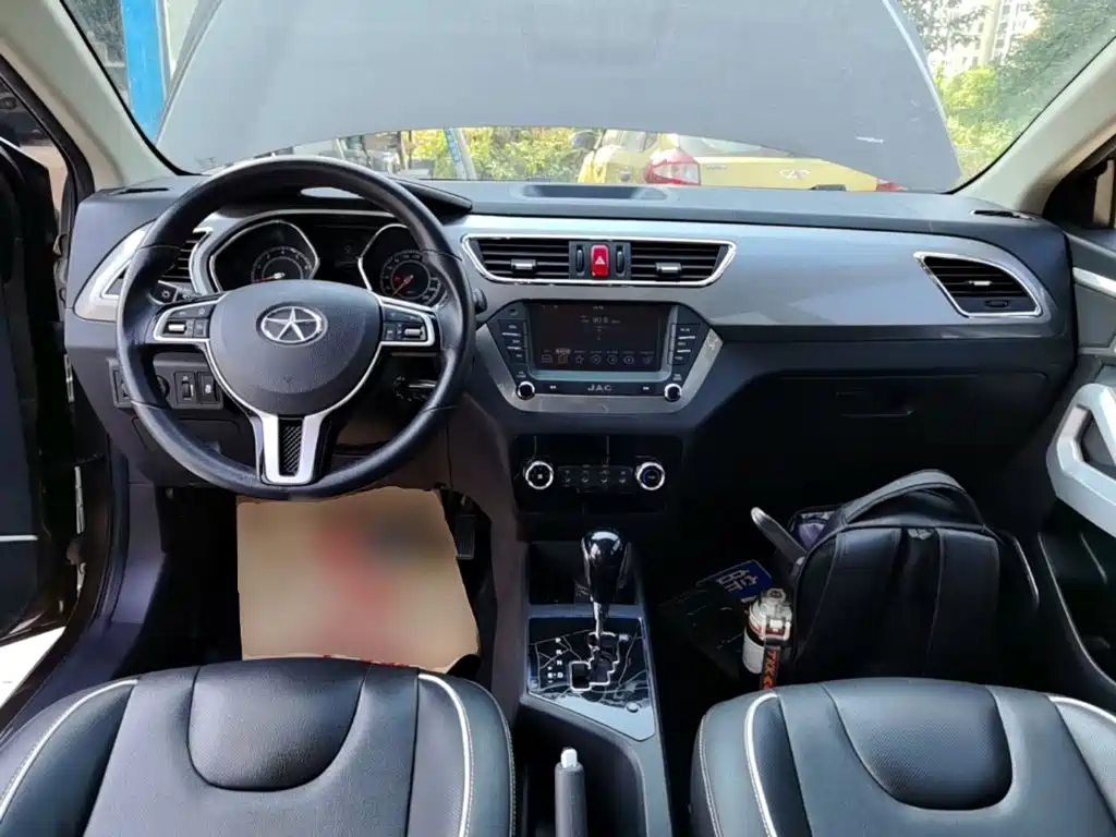 JAC Refine S2 2015 2015 1.5L CVT Luxury Smart