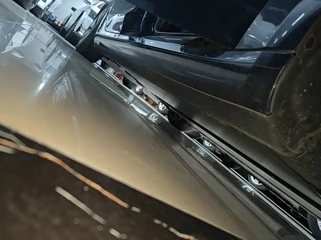 Tesla Model 3 2026 2025 Model Year Facelift Rear-Wheel Drive