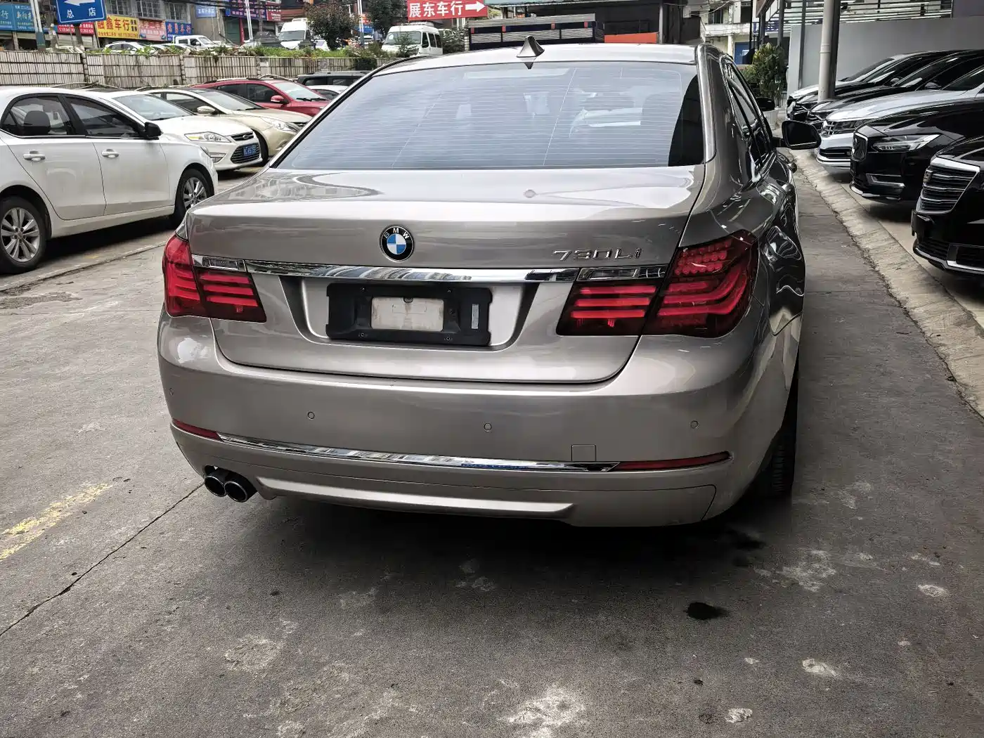 BMW 7 Series 2014 730Li Premium фото 5