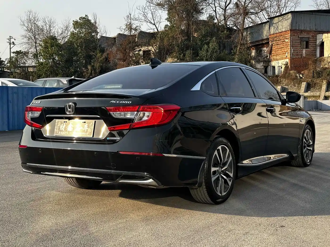 Фото 14 - Honda Accord
