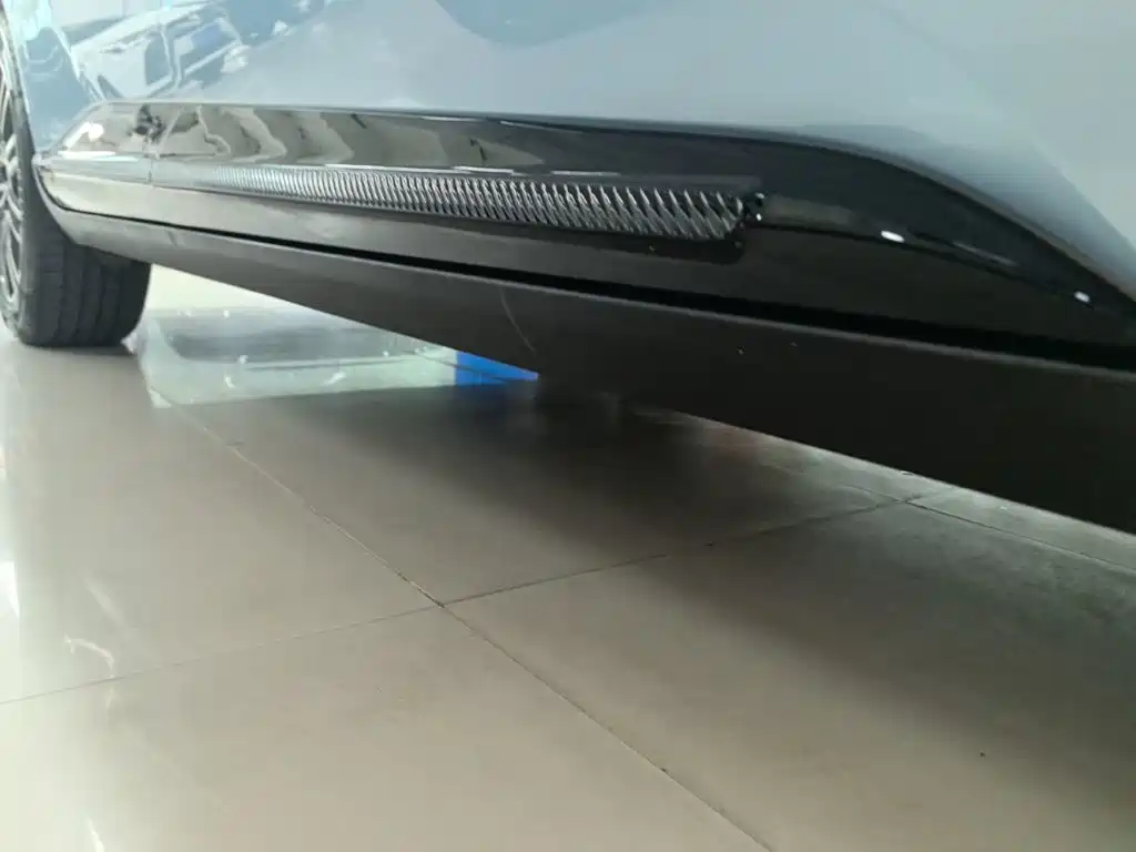 ARCFOX T1 2025 2025 Base Model