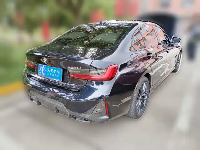 BMW 3 Series 2024 325Li M Sport Shadowline Package — фото 2