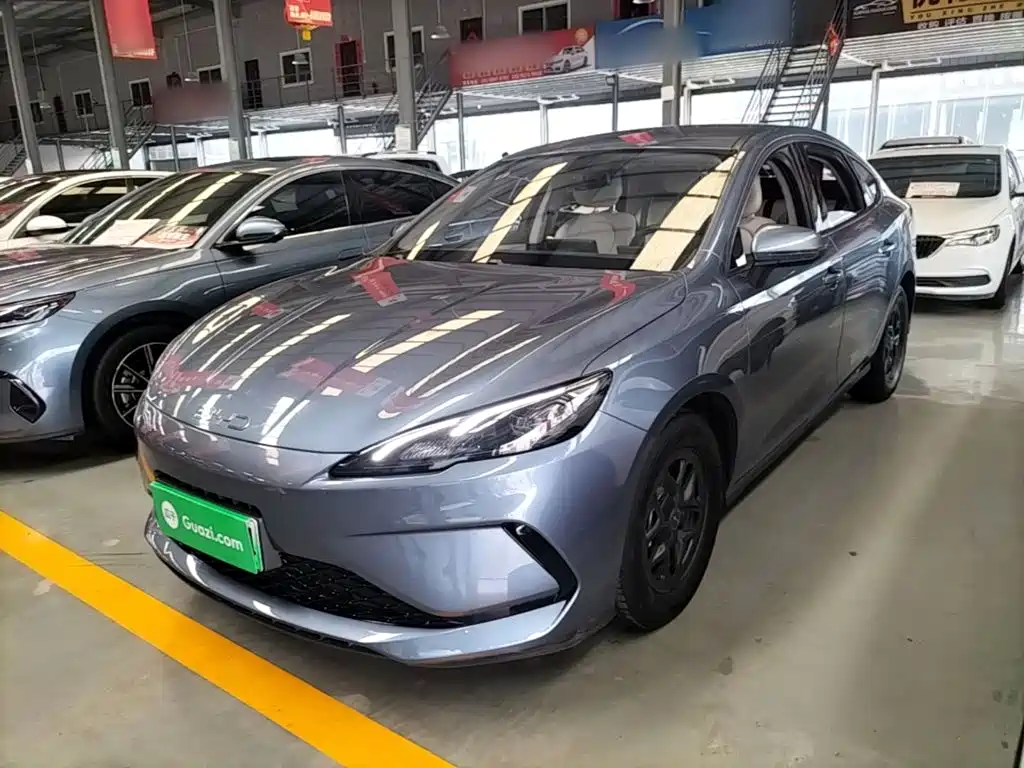 BYD Seal 05 DM-i 2025