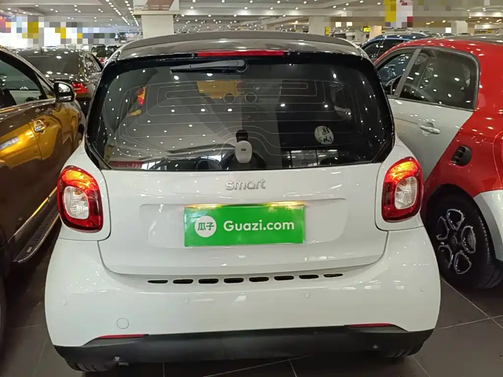 smart fortwo 2018 2018 1.0L 52kW Hardtop Agile Edition China V