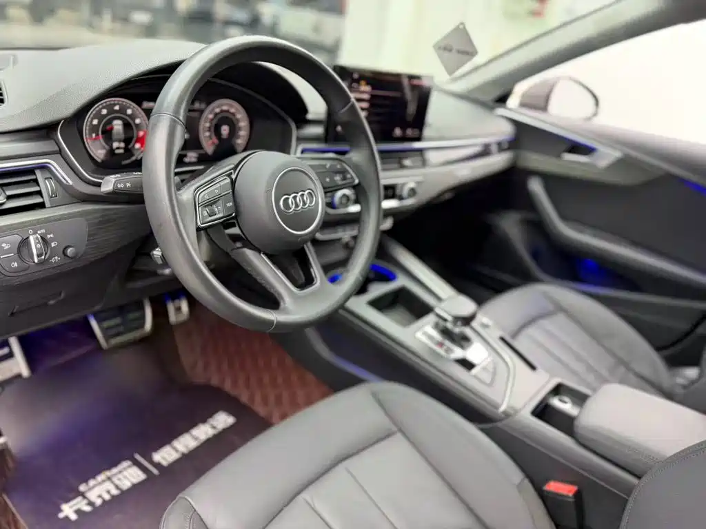 Audi A4 (Import) 2021 2021 allroad quattro Explorer