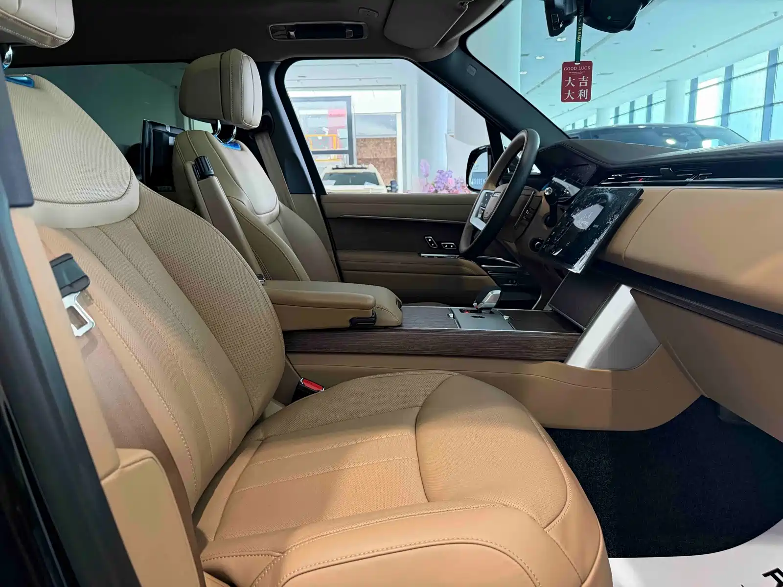 Фото 22 - Land Rover Range Rover