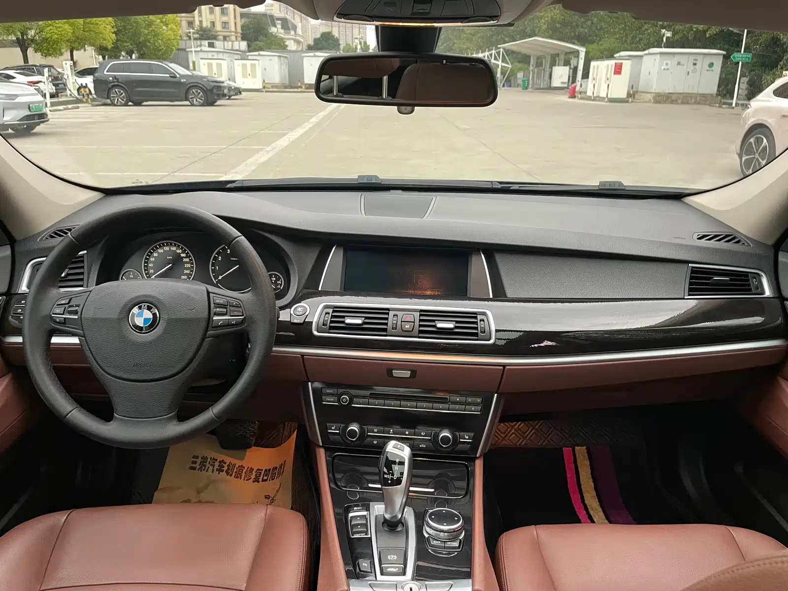 Photo 7 - BMW 5 Series GT