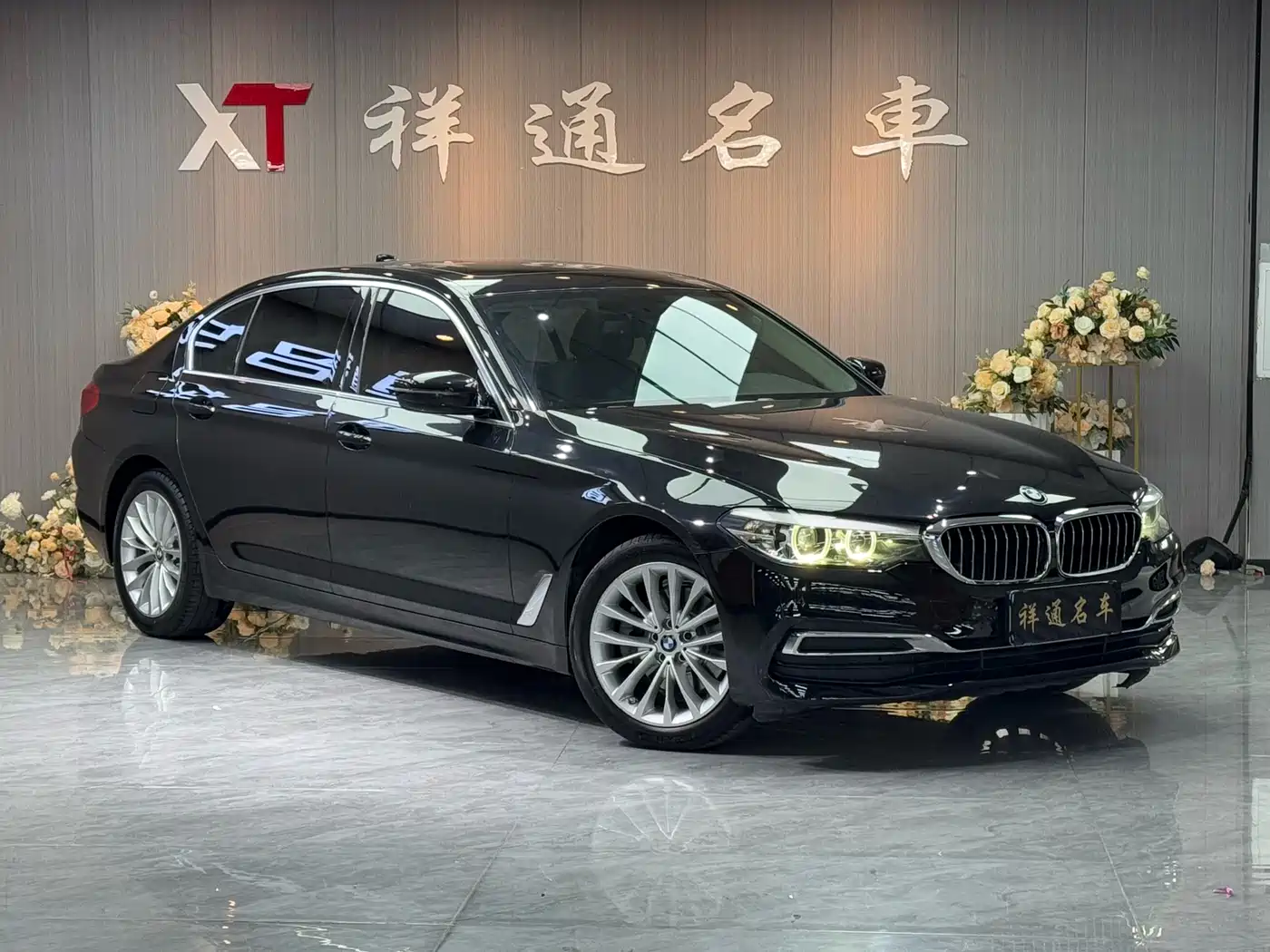 BMW 5 Series 2020 525Li Luxury Package фото 3