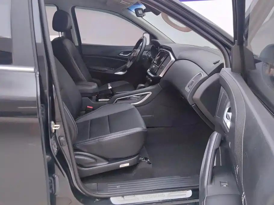 Jiangling Yusheng S350 2016 2016 2.0T Automatic 2WD Gasoline Luxury 5-seater