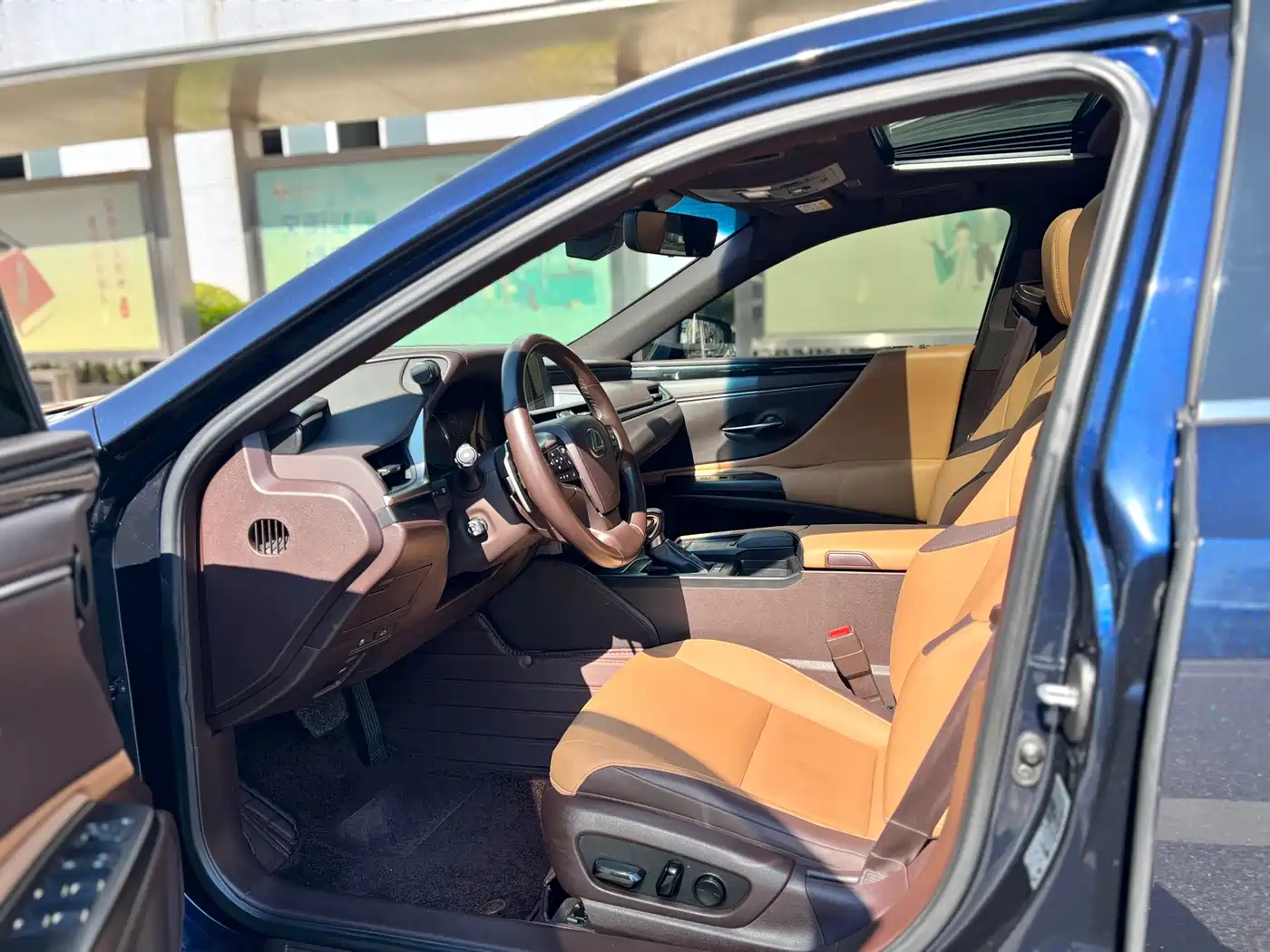 Lexus ES 2021 260 Excellence Edition фото 6