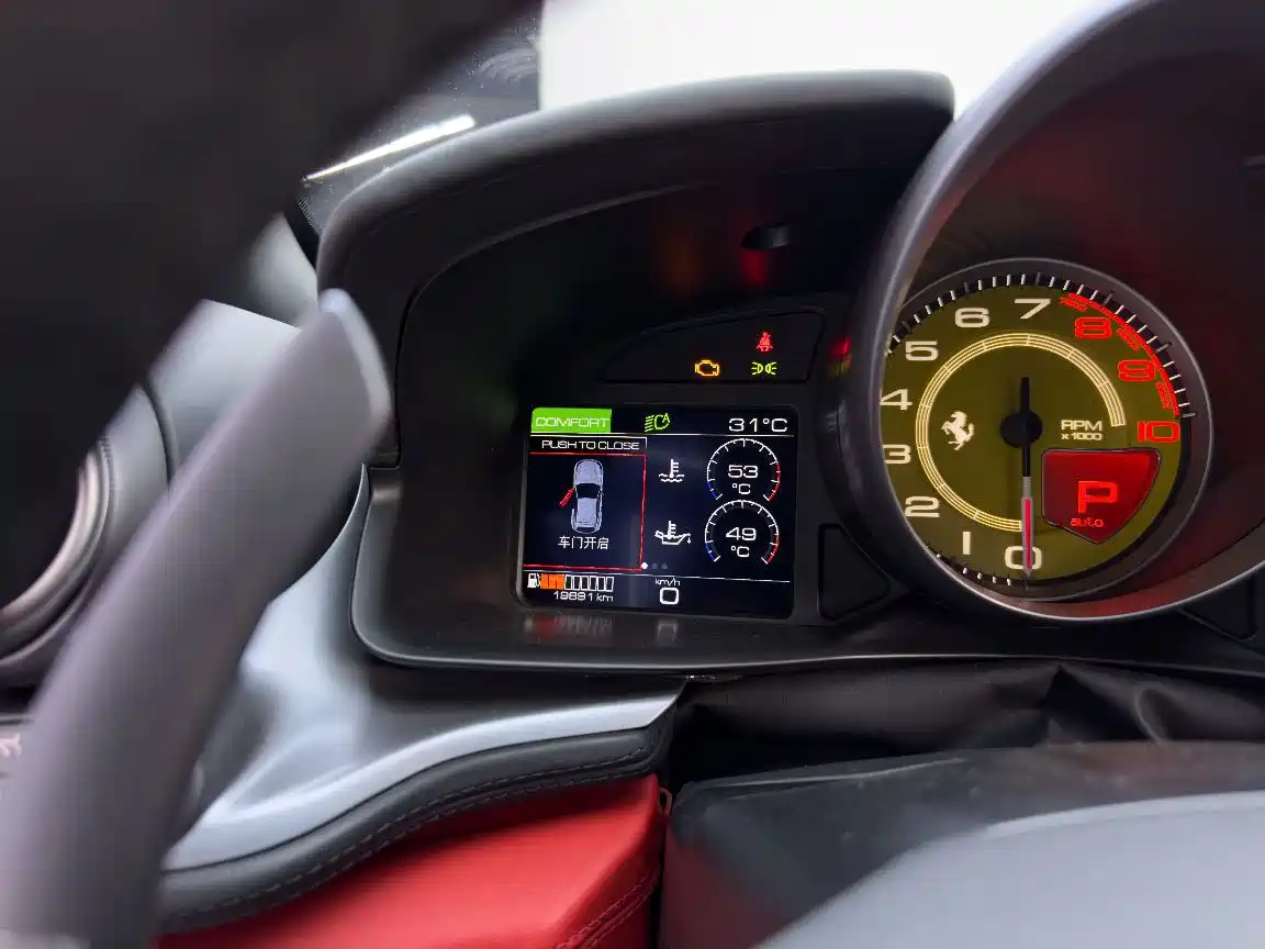Ferrari GTC4Lusso 2019 2017 3.9T V8