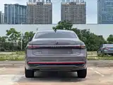 Фото 10 - Volkswagen Passat