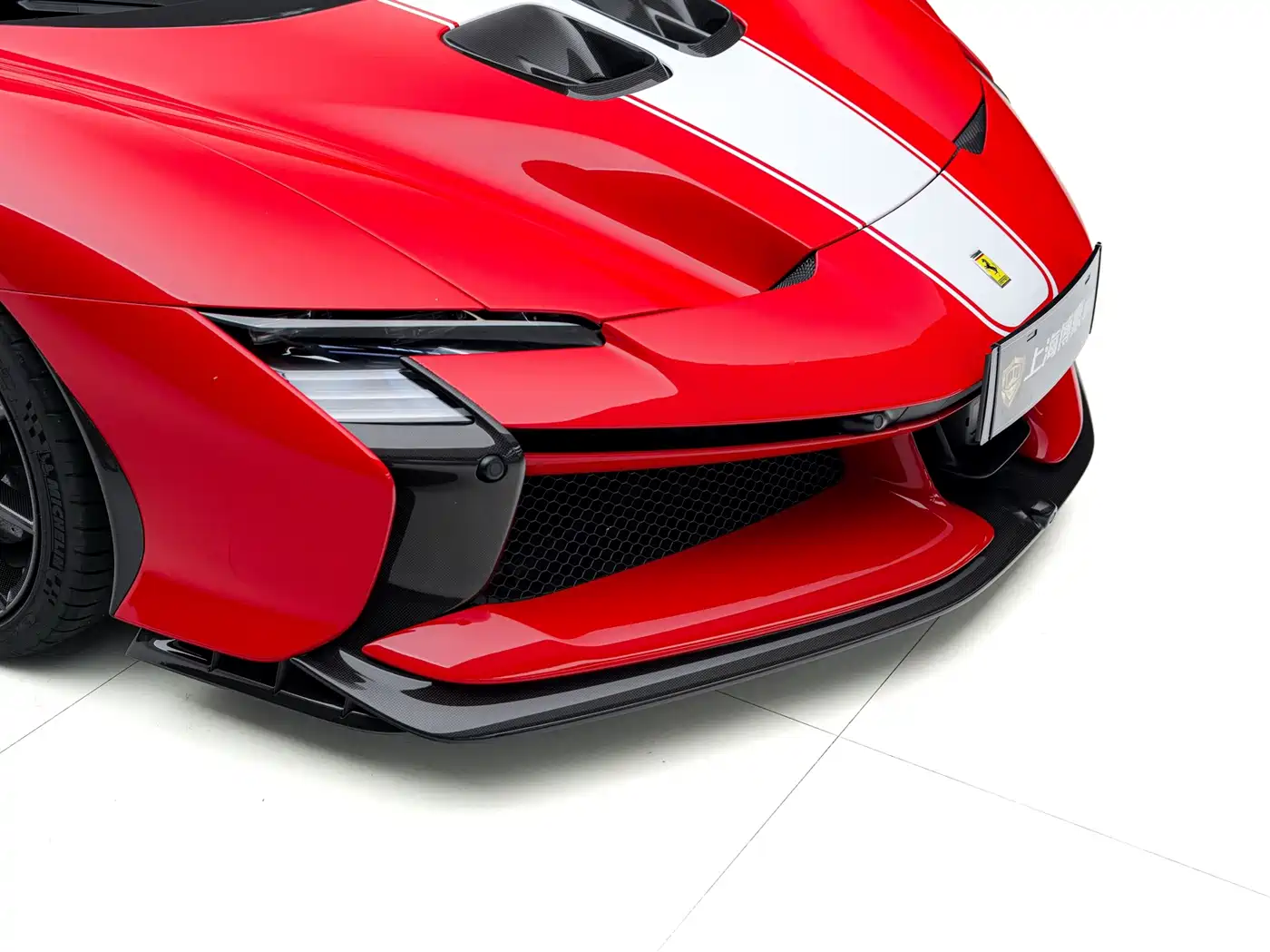Ferrari SF90 2025