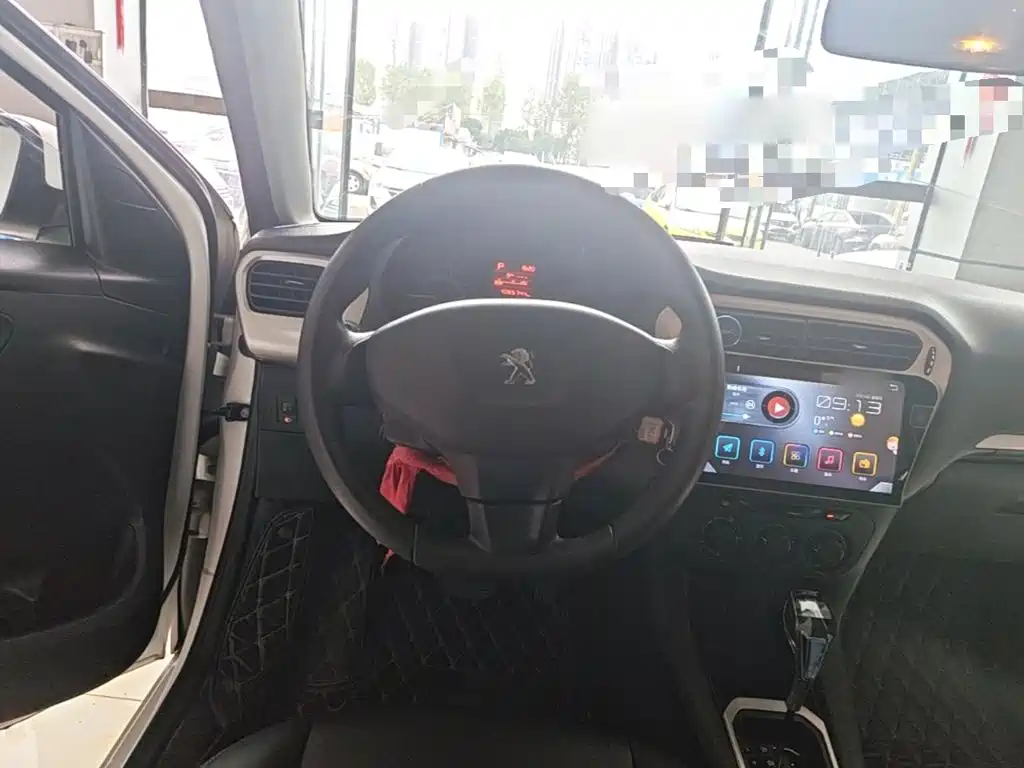 Peugeot 301 2017 2016 1.6L Auto Comfort Edition