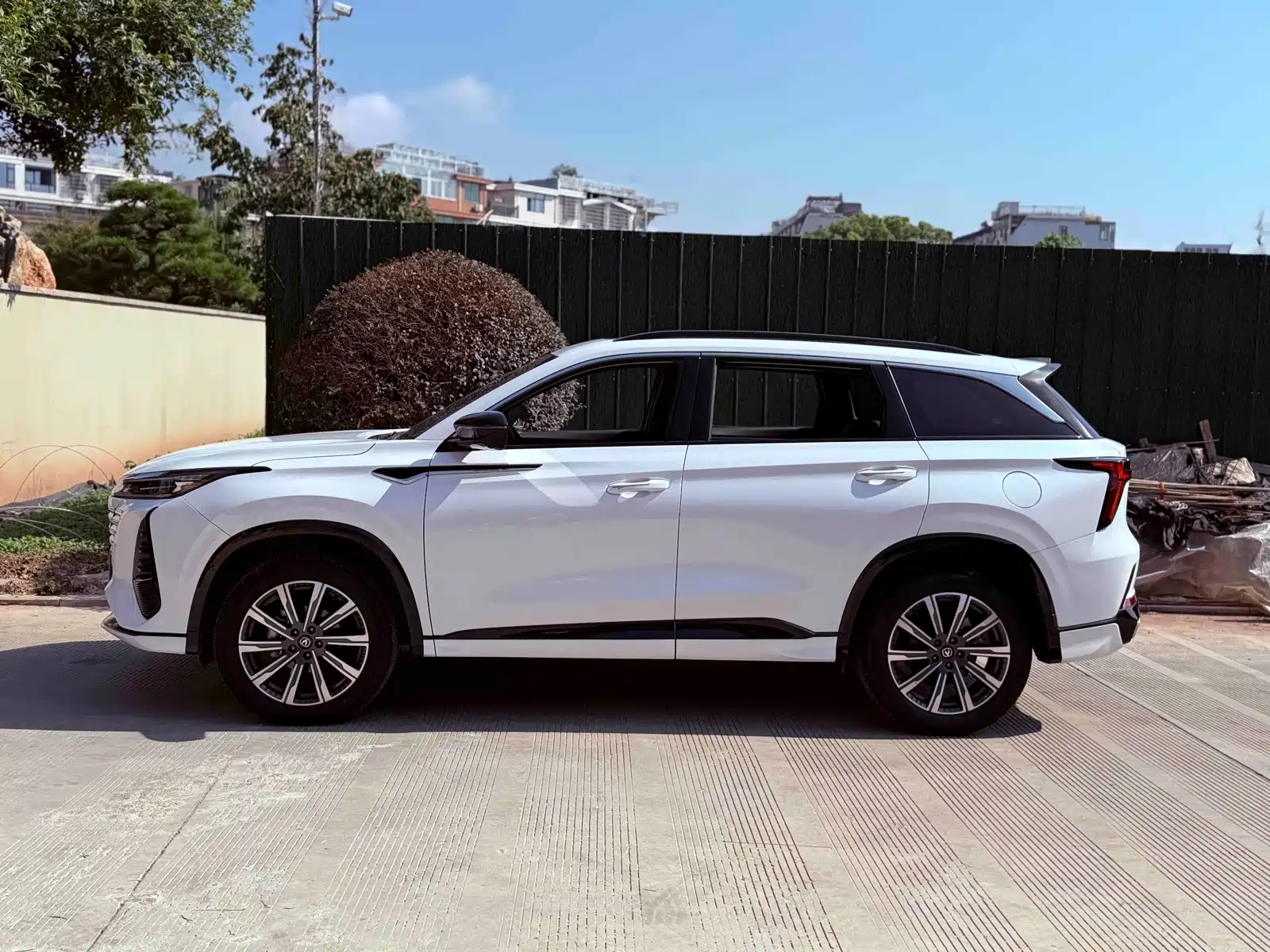 Фото 10 - Changan CS75 PLUS