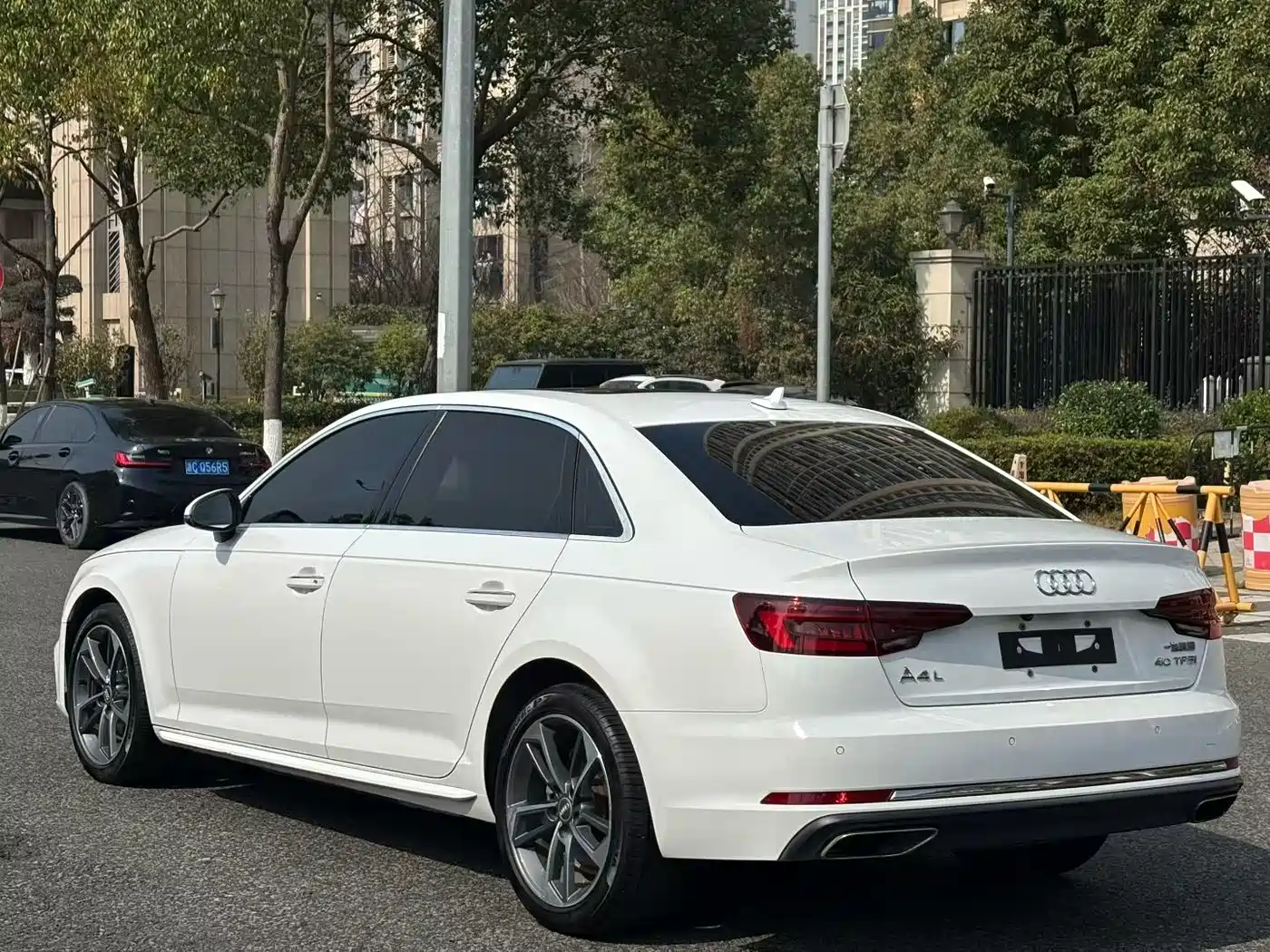 Audi A4L 2019 40 TFSI Progressive (China V) фото 7