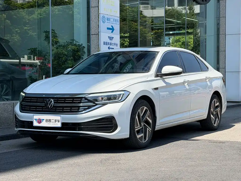 Volkswagen Sagitar