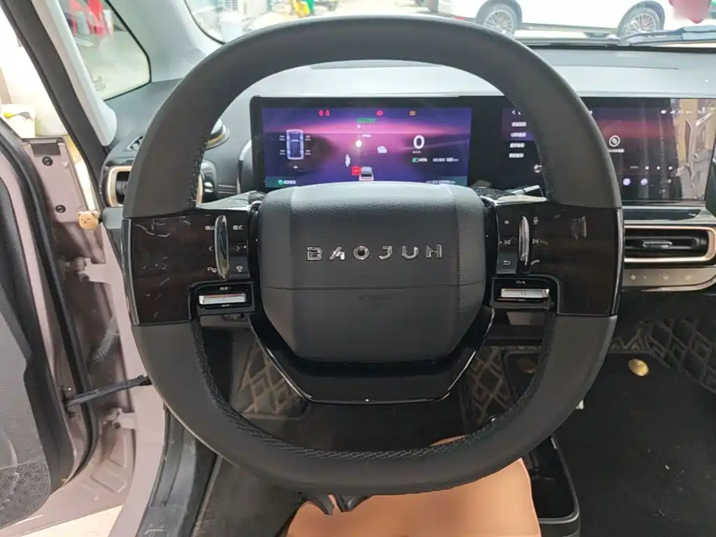 Фото 11 - Baojun KiWi EV