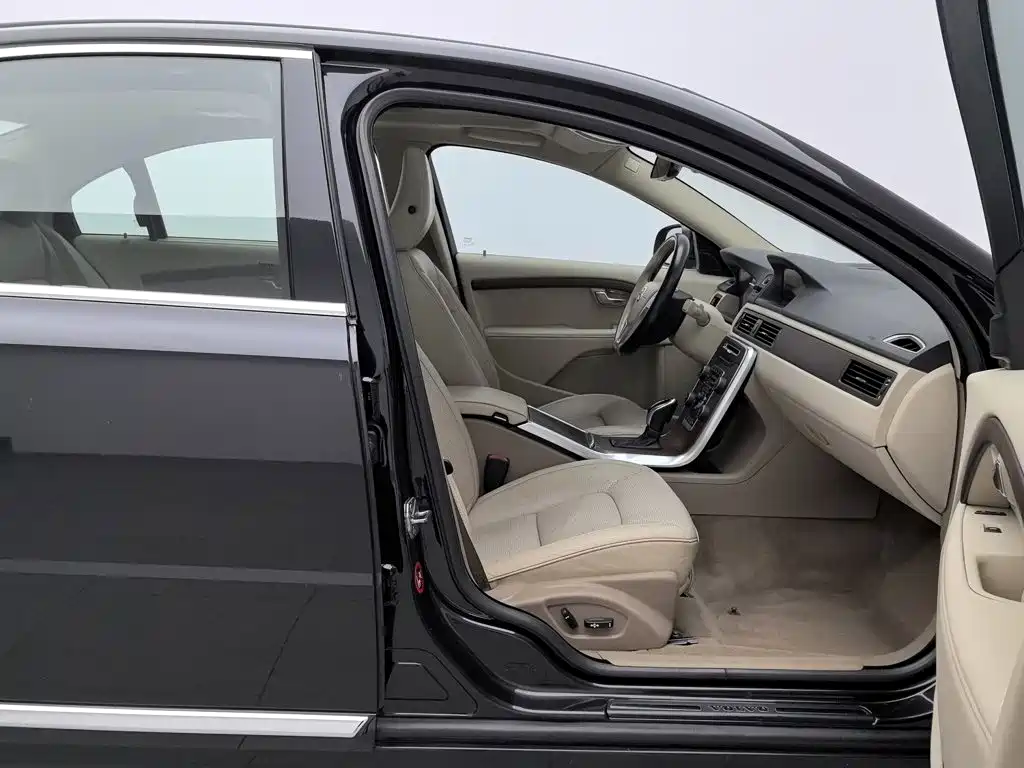Volvo S80L 2015 2014 2.0T T5 Inscription
