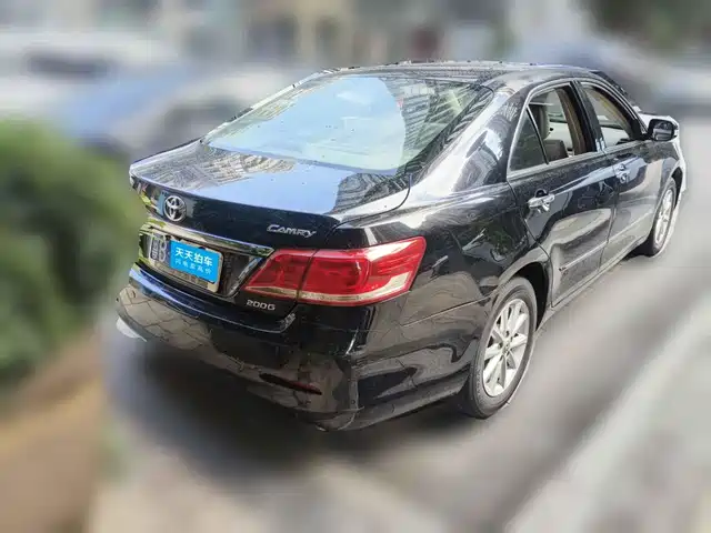 Toyota Camry 2010 200G Classic Edition — фото 2