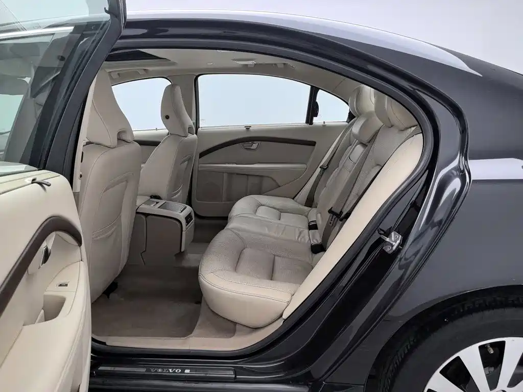 Volvo S80L 2015 2014 2.0T T5 Inscription