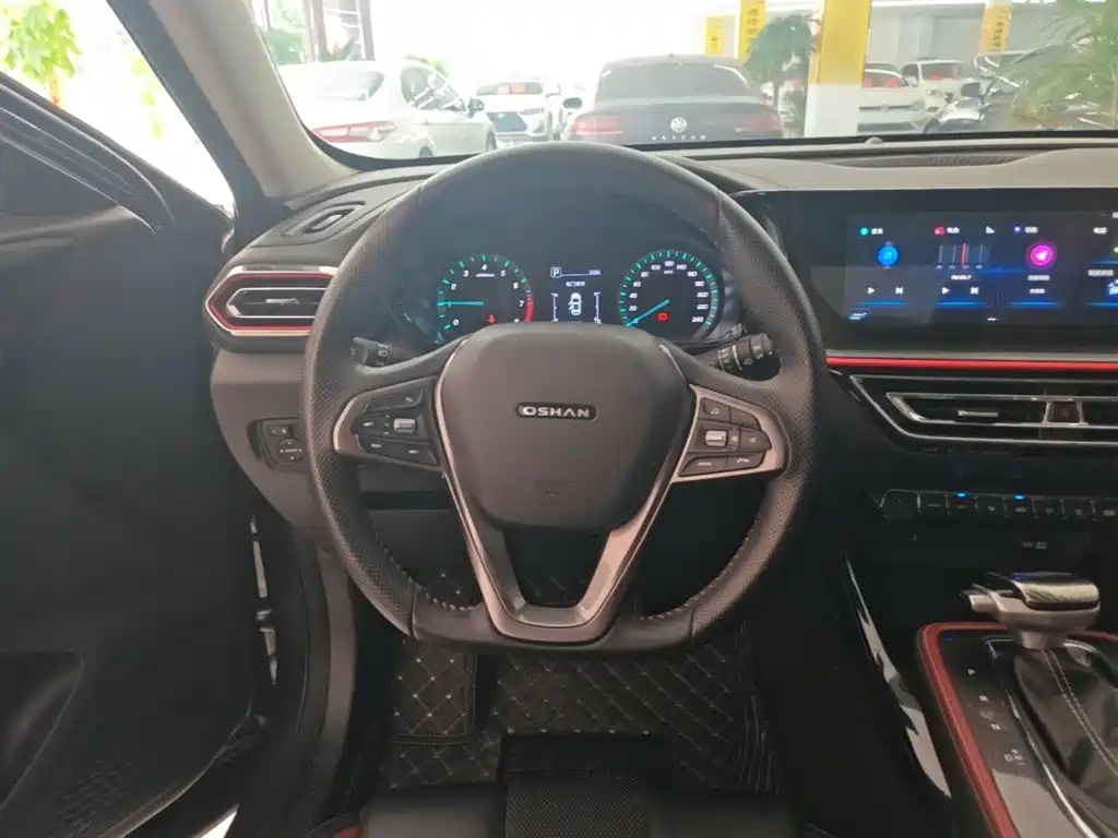 Changan Oshan Changan Oushang X5 2023 2021 Facelift 1.5T DCT Luxury