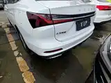 Фото 16 - Roewe i5