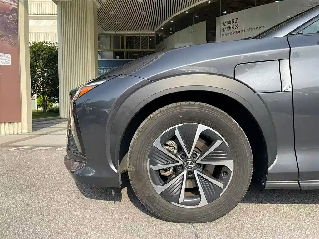 Lexus RZ 2023 2023 450e 4WD Deluxe