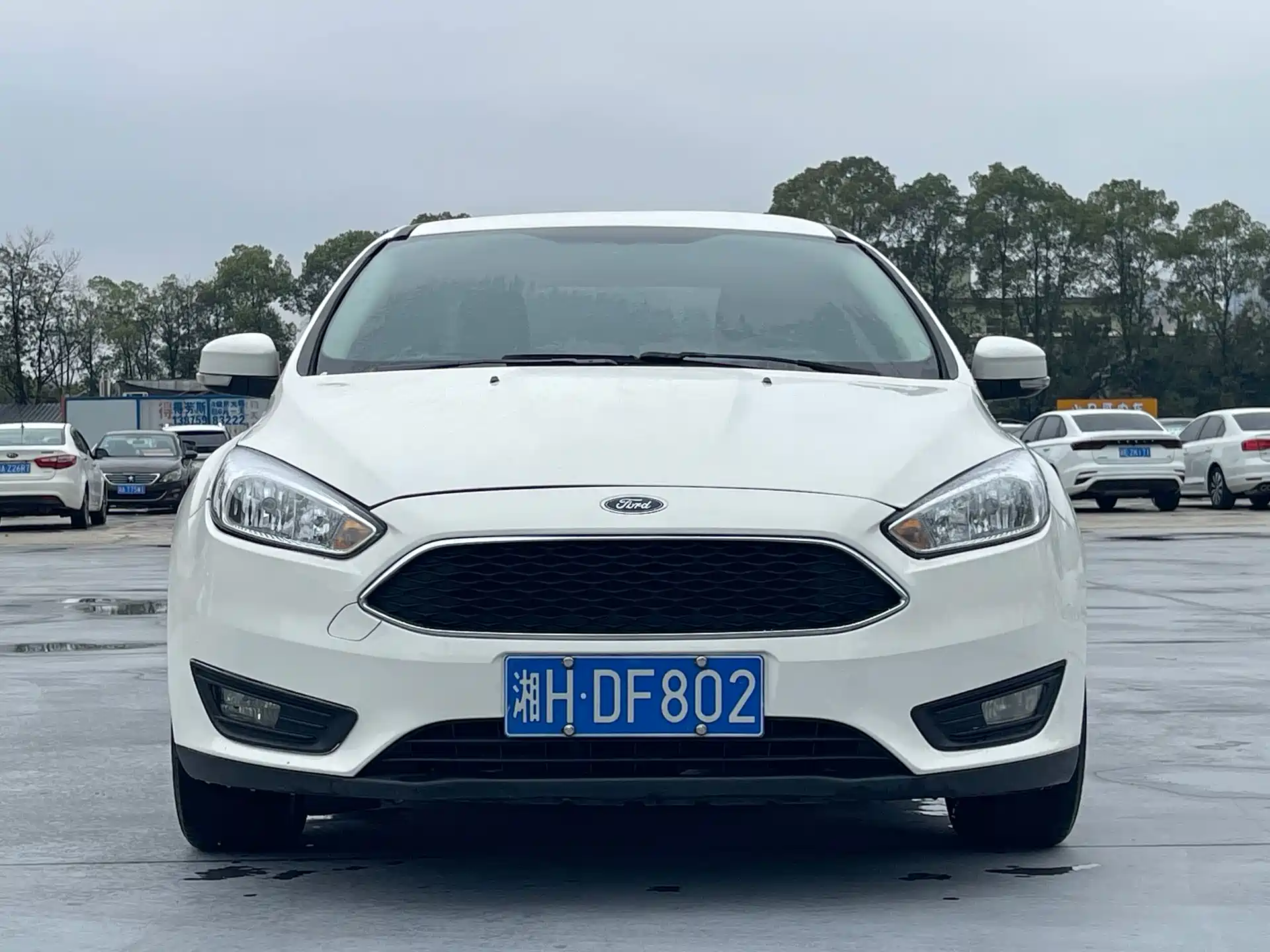 Фото 2 - Ford Focus