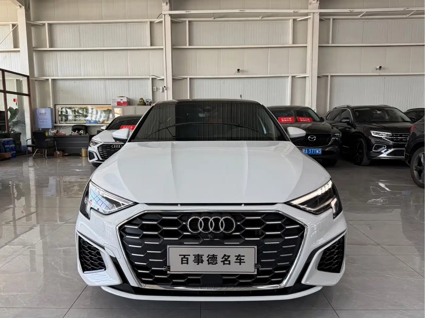 Audi A3 2023 A3L Limousine 35 TFSI Fashion Sport фото 2