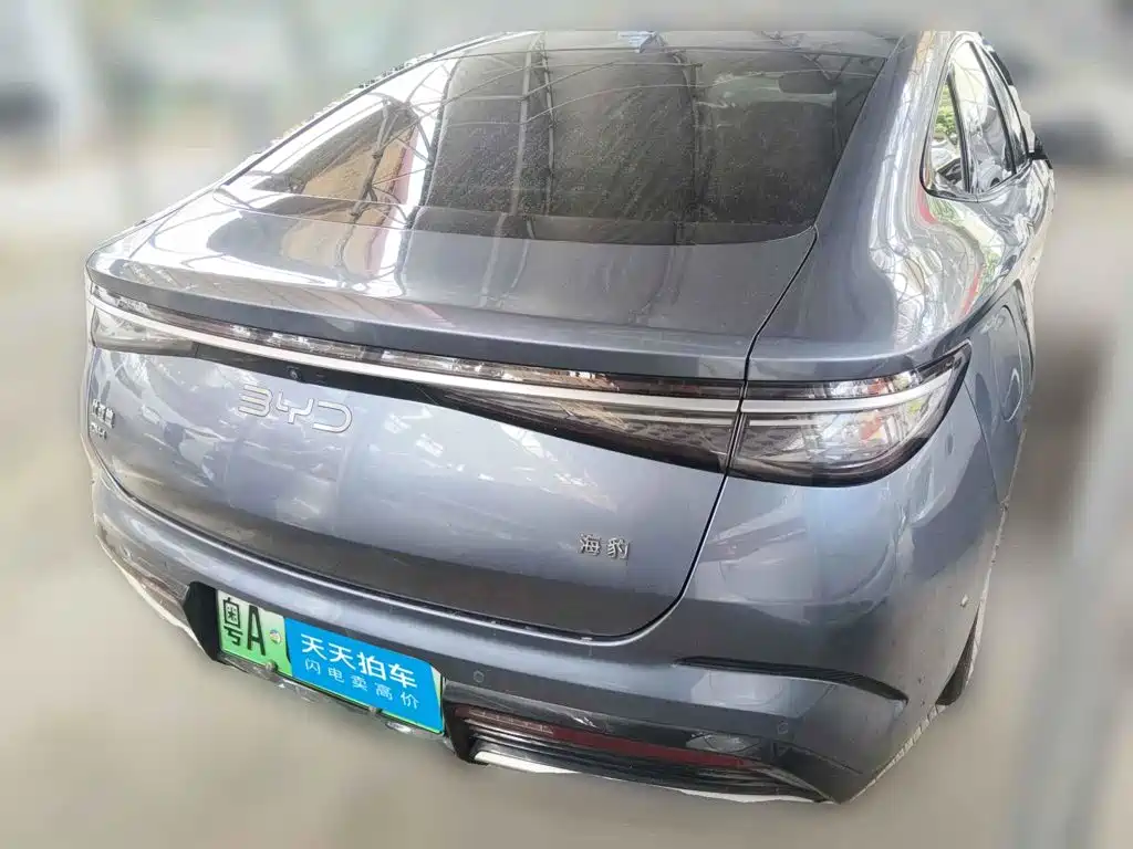 BYD Seal 07 DM-i 2025 2025 Smart Drive Edition DM-i 1.5L 125km Premium