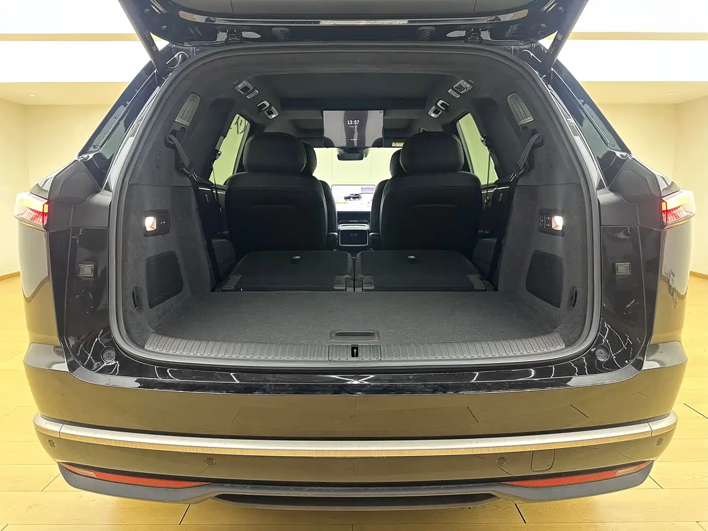 Ledao L90 2025 2025 AWD Base Model
