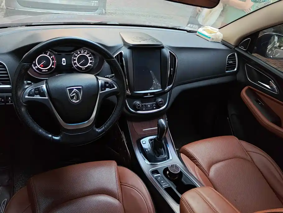 Baojun 560 2017 2017 Rhythm Edition 1.8L iAMT Premium Type
