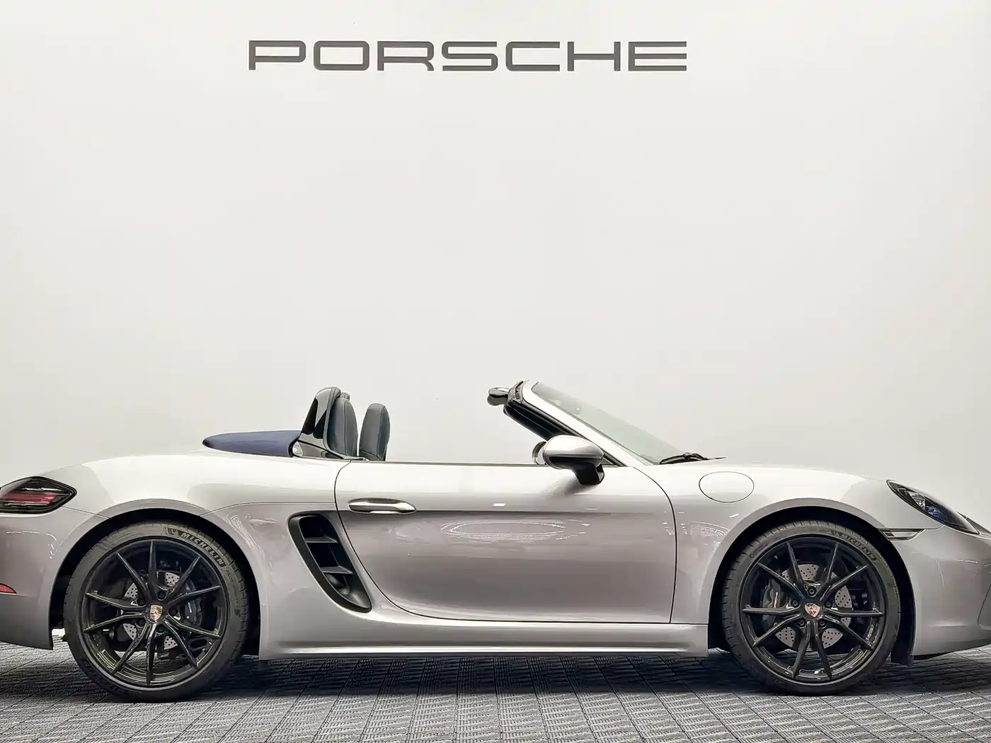Porsche 718 2023 Boxster Style Edition 2.0T фото 6