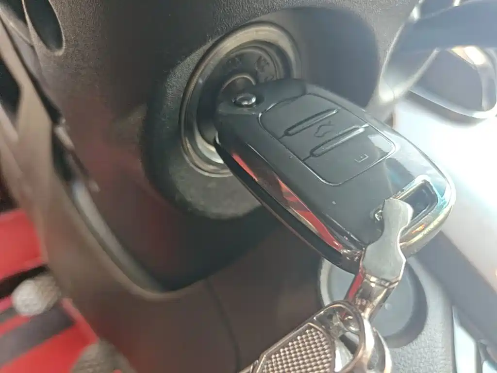 Baojun 310W 2018 2017 1.5L Manual Fashion Edition (China V)