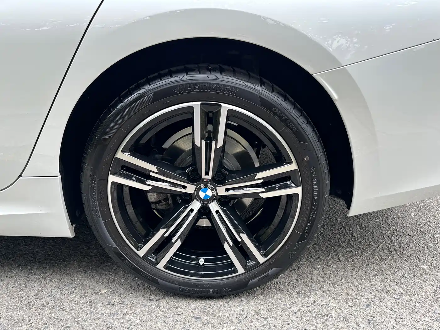 BMW 3 Series 2024 325i M Sport Package фото 15