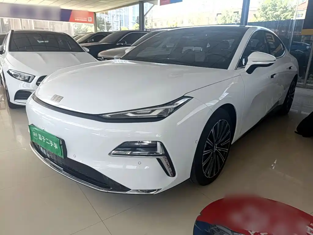 Geely Galaxy Galaxy Xingyao 8 2025 2025 130km EM-P Explorer Edition