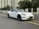 Фото 1 - Tesla Model 3