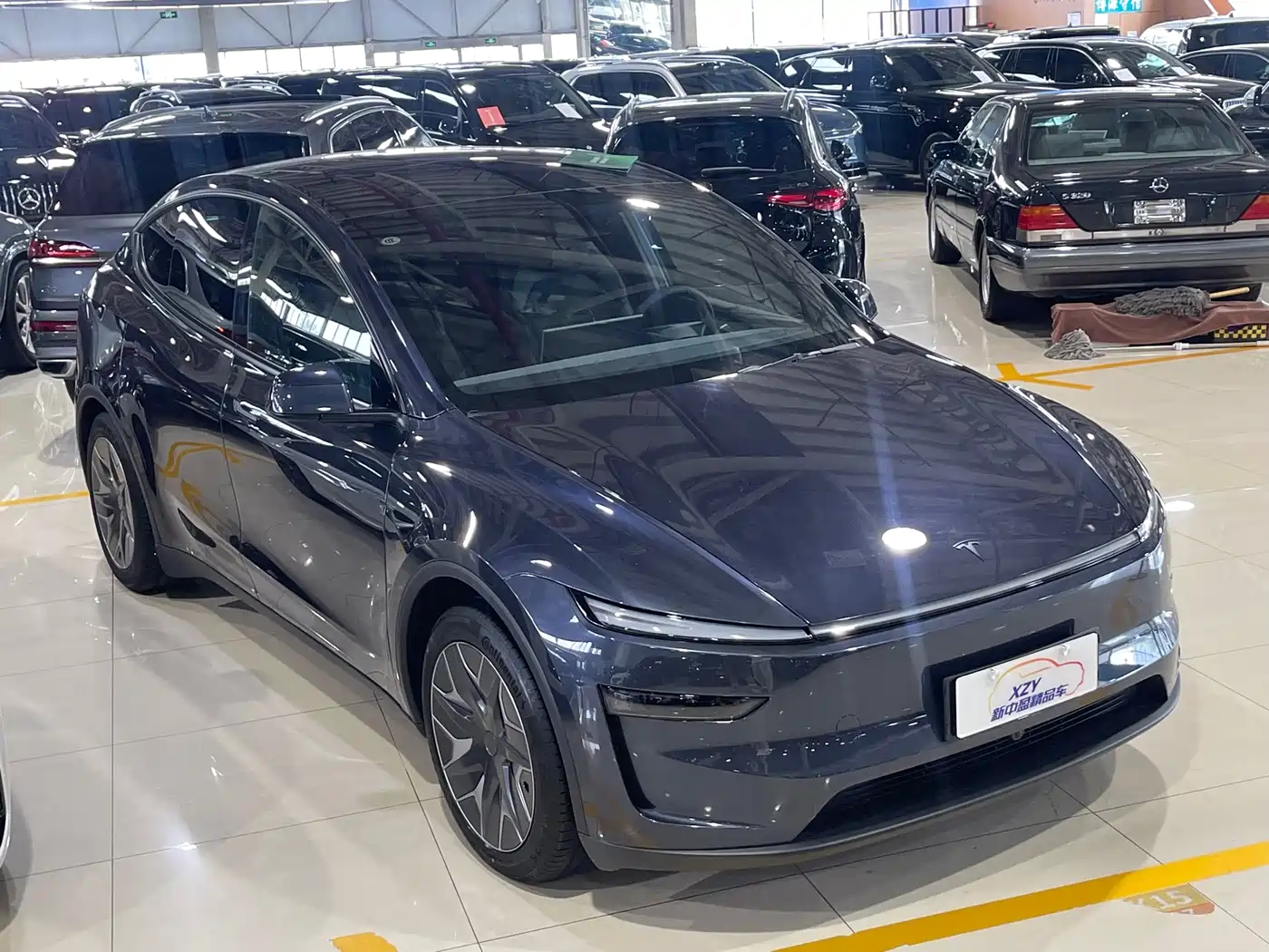 Tesla Model Y L 2025 2025 Facelift Long Range AWD