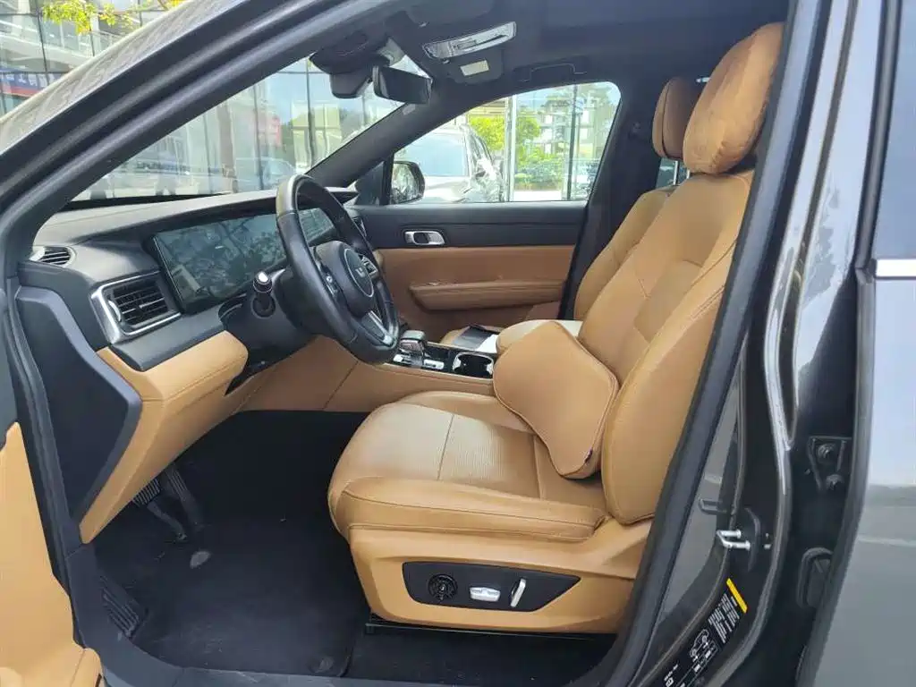 Фото 3 - Li Auto Li ONE
