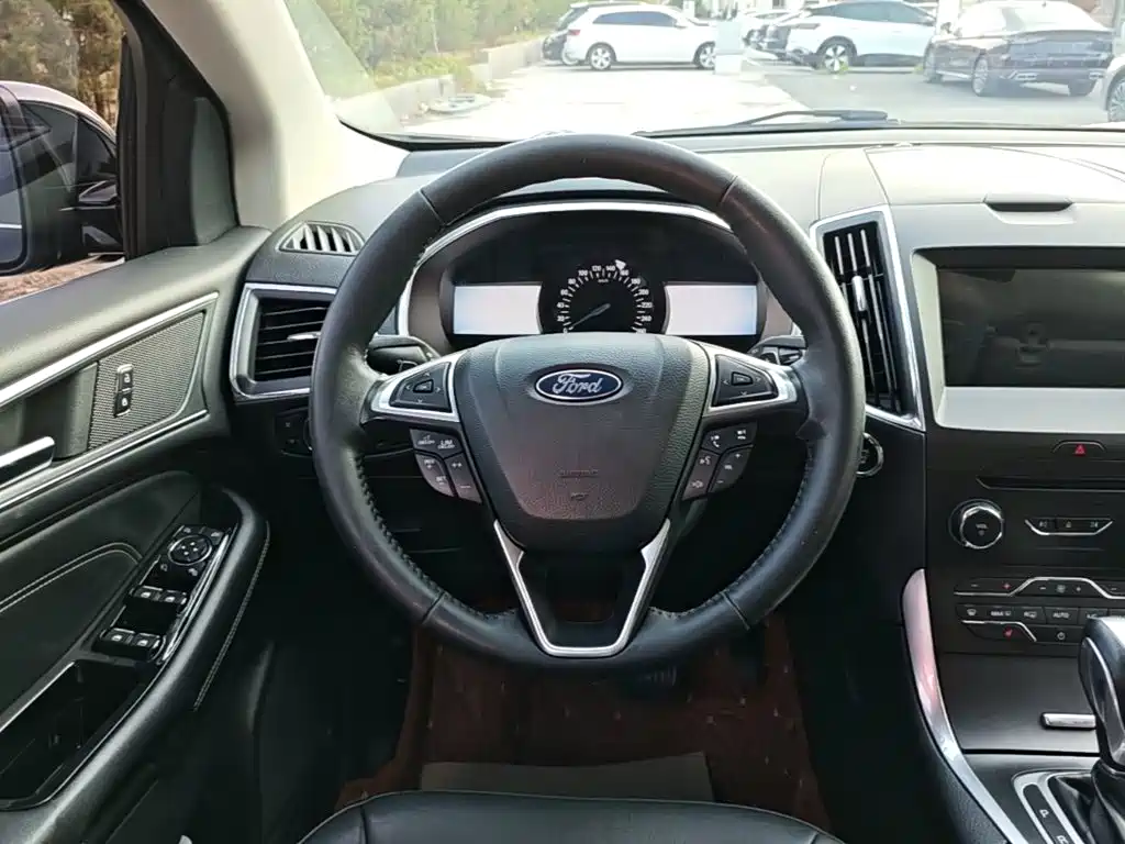 Ford Edge 2018 2016 EcoBoost 245 2WD Luxury 7-Seater