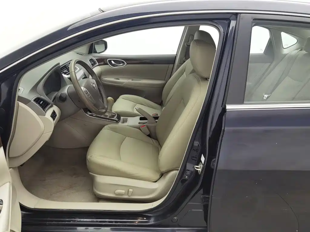 Фото 10 - Nissan Sylphy