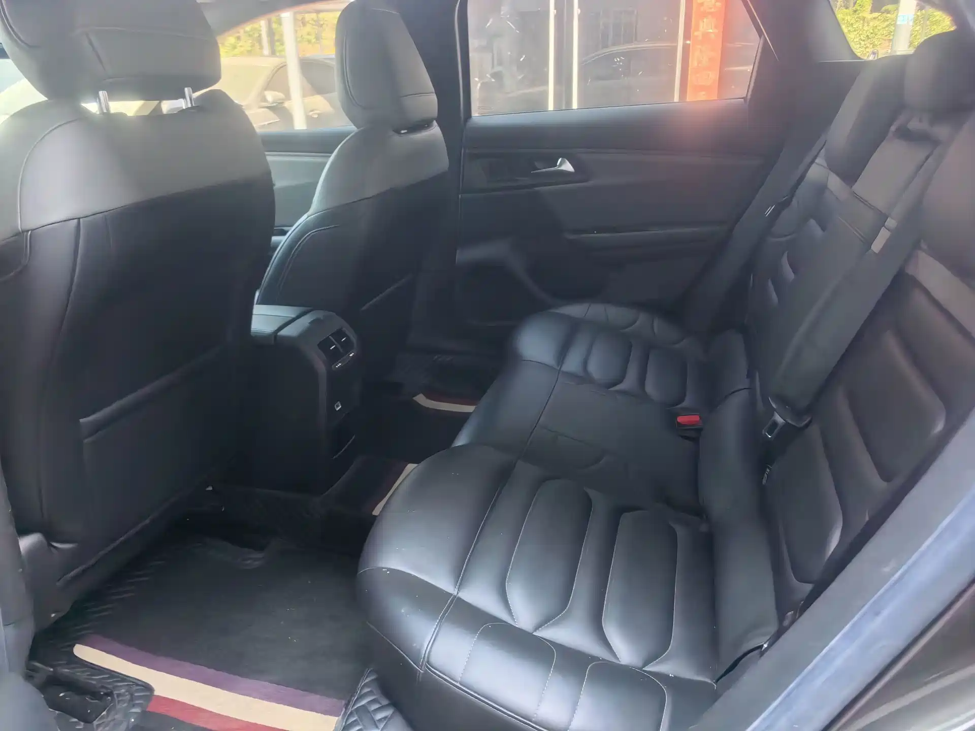 Фото 8 - Citroën Versailles C5 X